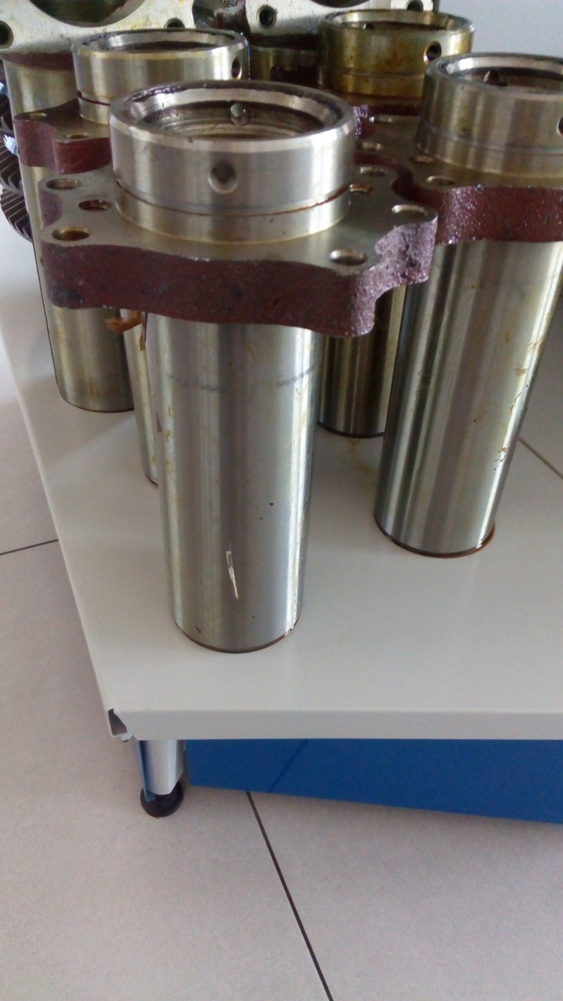 Труба шкворня переднего редуктора — 2