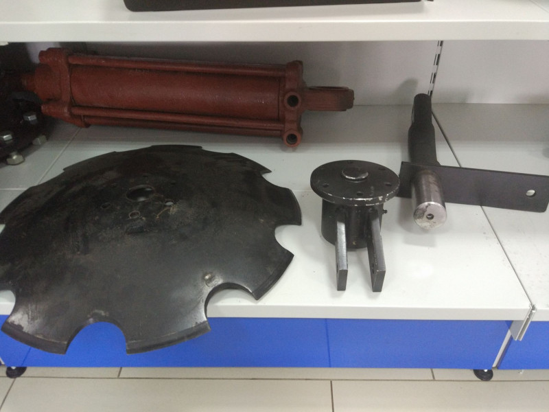 Диск БДМ (Ромашка) 560мм, центр 46мм, 6 отв. на 13мм — 2